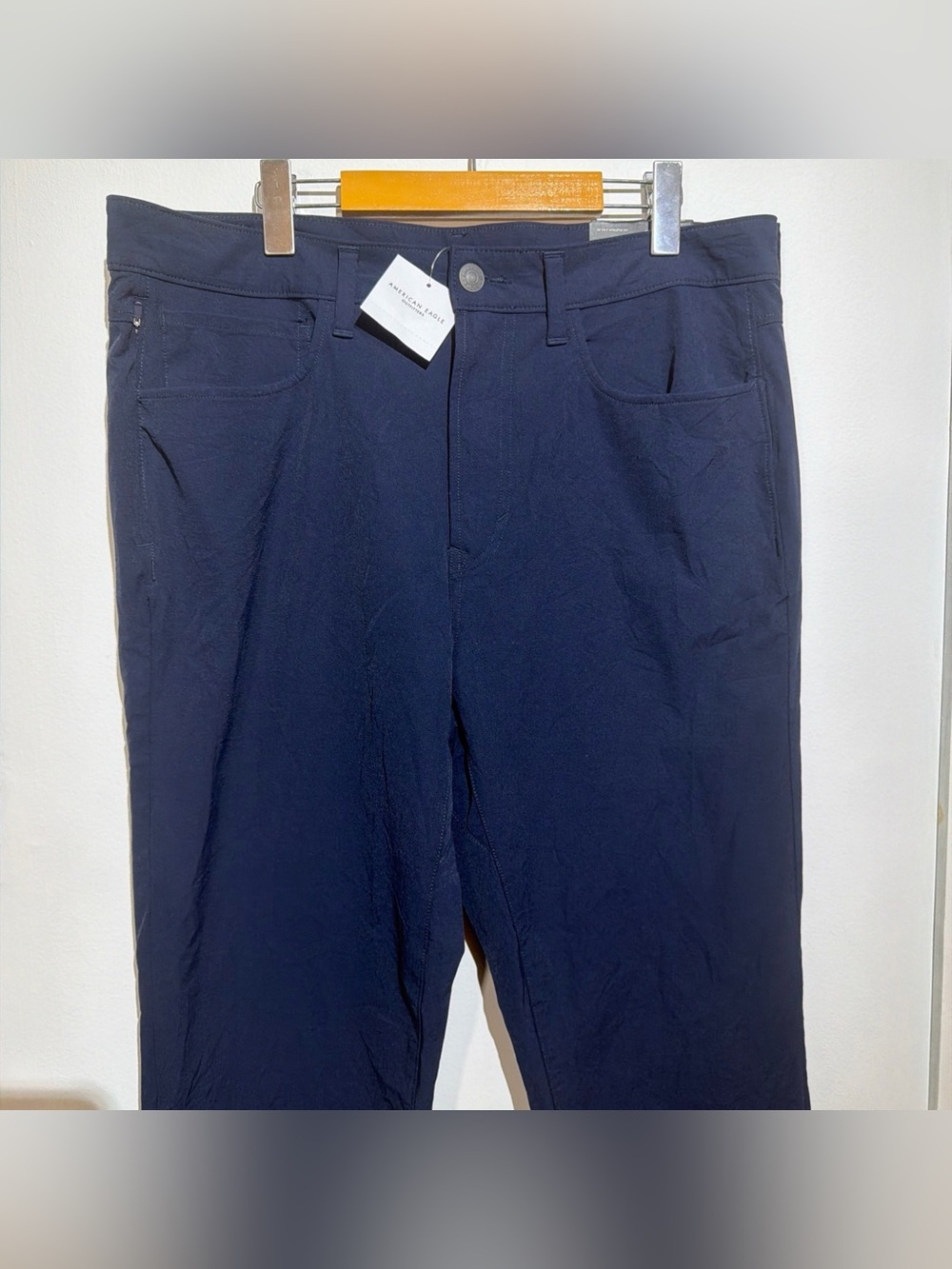 NWT American Eagle AE 24/7 Athletic Fit Pants Men's 34/32 Dark blue Tech Chino